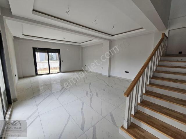 Uşak Merkez, Uşak içerisinde satılık Villa