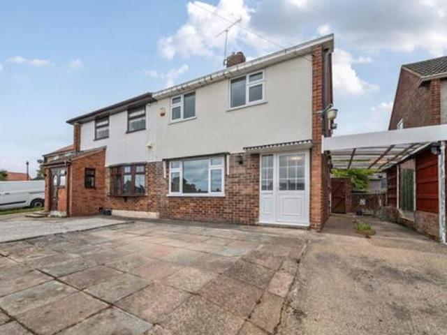 House for sale in Chesterfield, East Midlands
