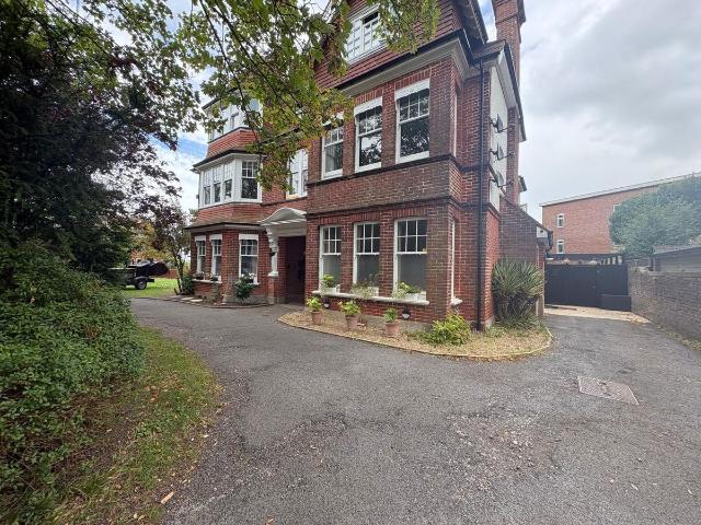 Apartment for rent in Eastbourne, East Sussex
