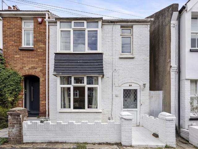 House for rent in Aldrington