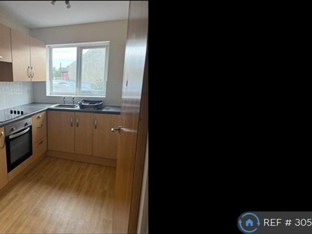 Apartment for rent in Titchfield, Ashfield