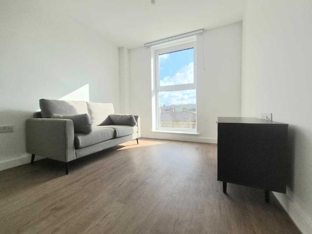 Apartment for rent in Woolshops, Calderdale