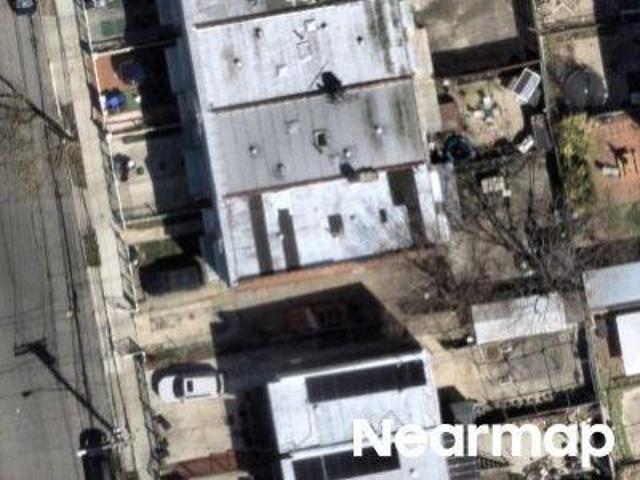 House for sale in The Bronx, Arverne