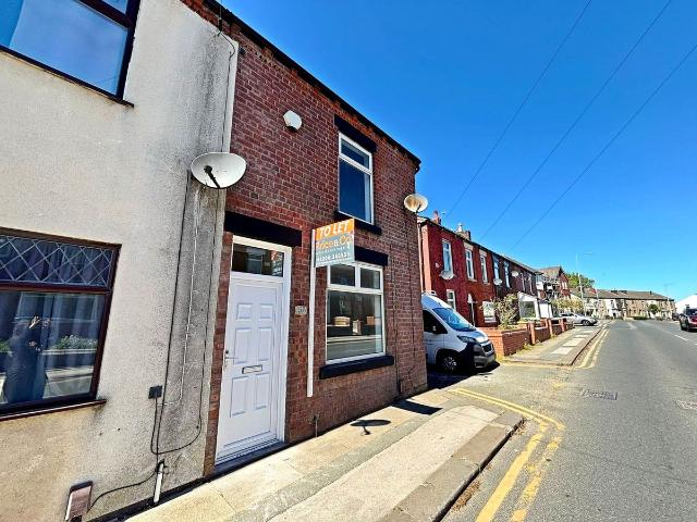 House for rent in Westhoughton, Lee Bank
