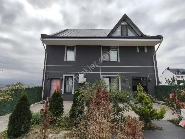 Dağkent Sitesi, Bolu Merkez içerisinde satılık Villa