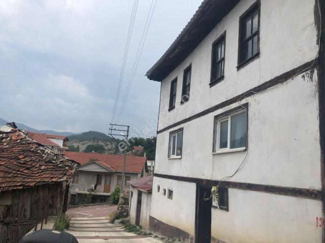 Mudurnu içerisinde satılık Villa