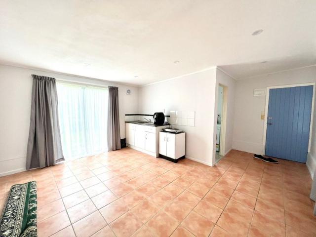 Apartment for rent in Awhitu