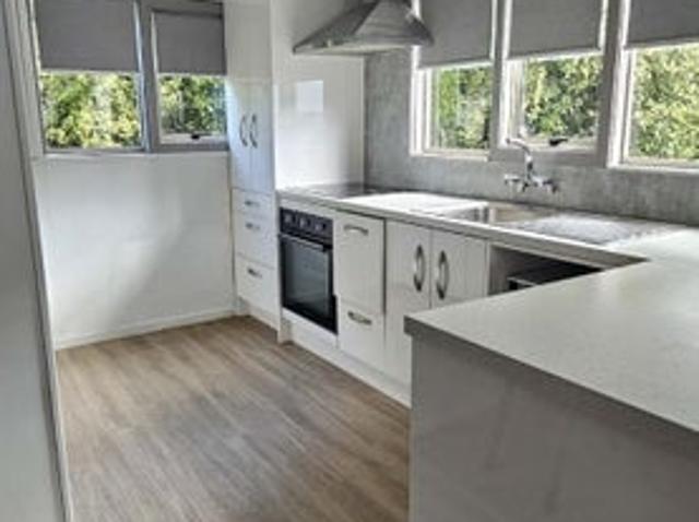 Apartment for rent in Awhitu, Oroua County