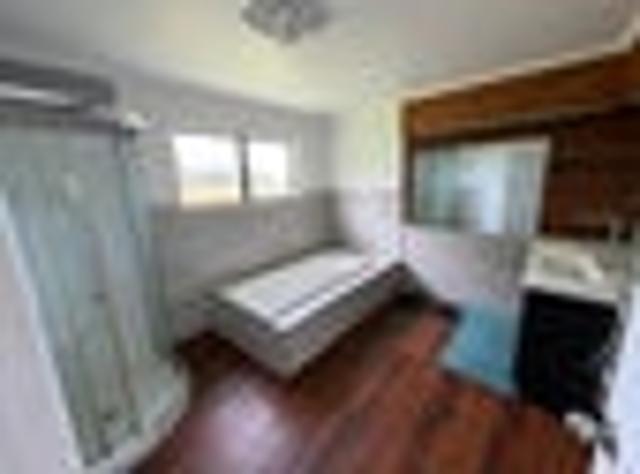 House for rent in Awhitu, Oroua County