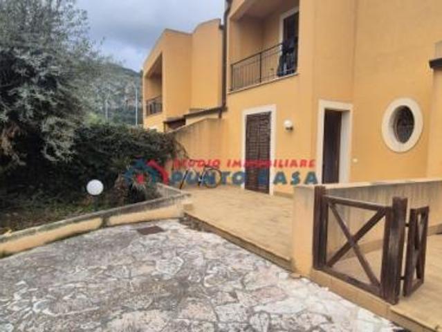 Villa Indipendente in vendita a Valderice, Sicilia