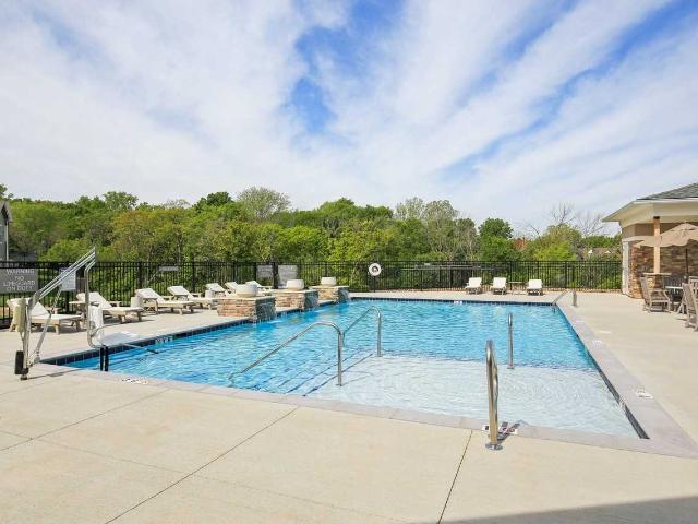 Apartment for rent in Shawnee Mission Apartment for rent in Shawnee Mission
