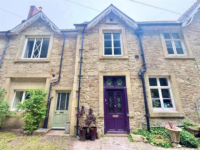 House for rent in Cowlease, Ventnor