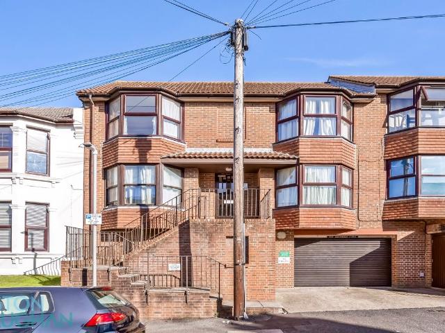 Apartment for rent in Hanover & Queen's Park, Brighton