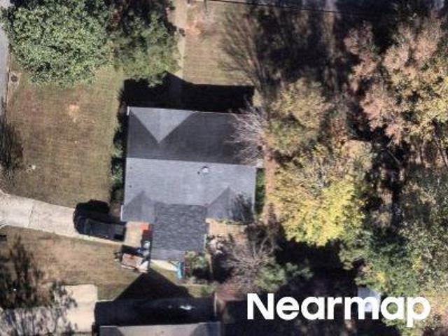 House for sale in Town and Country, Auburn