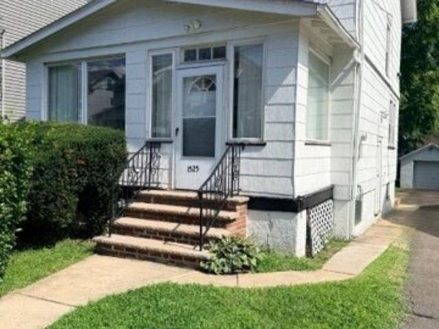 House for sale in Hillside, New Jersey