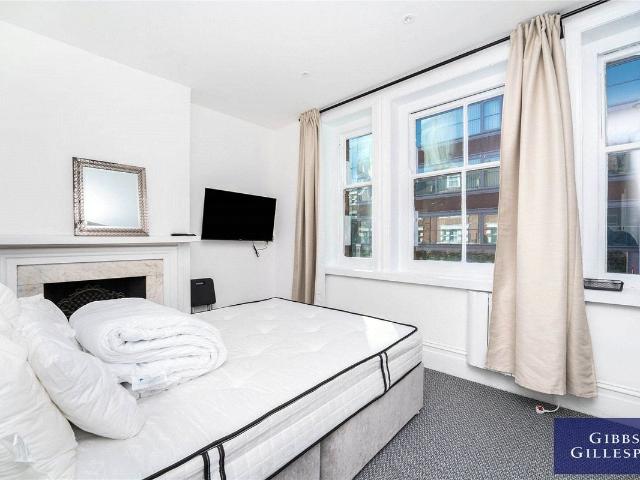 Studio for rent in London Borough of Ealing, Greater London