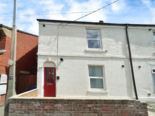 Studio for rent in Trowbridge