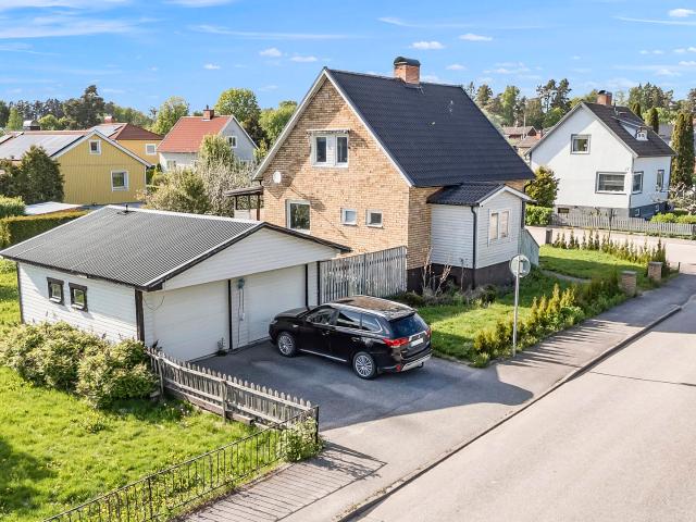 Villa till salu i Hallstahammar, Västmanland