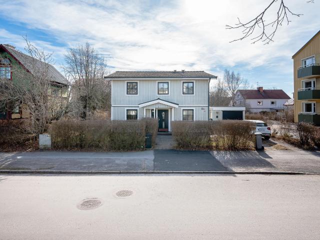 Villa till salu i Katrineholm, Södermanland