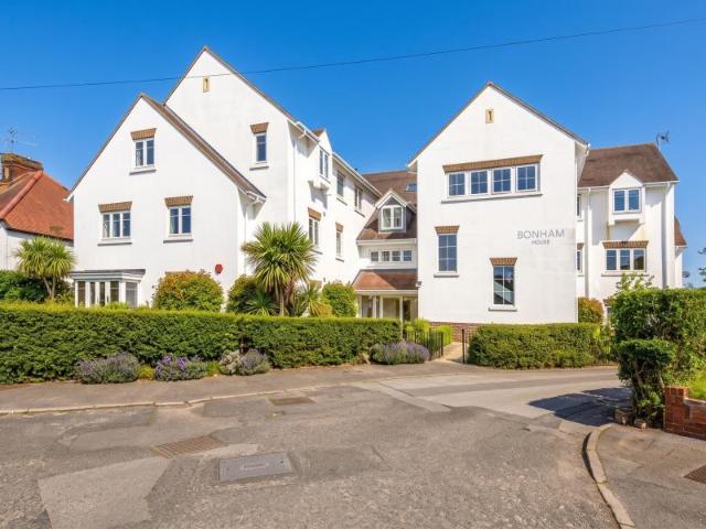 Apartment for rent in Westfield, Woking