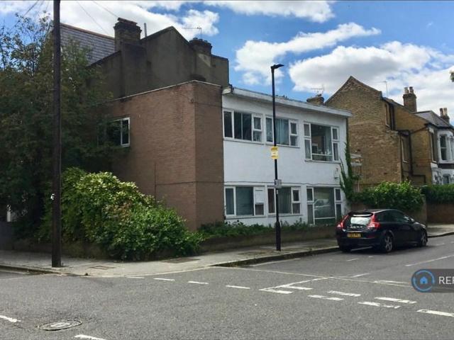 House for rent in Brixton, Greater London
