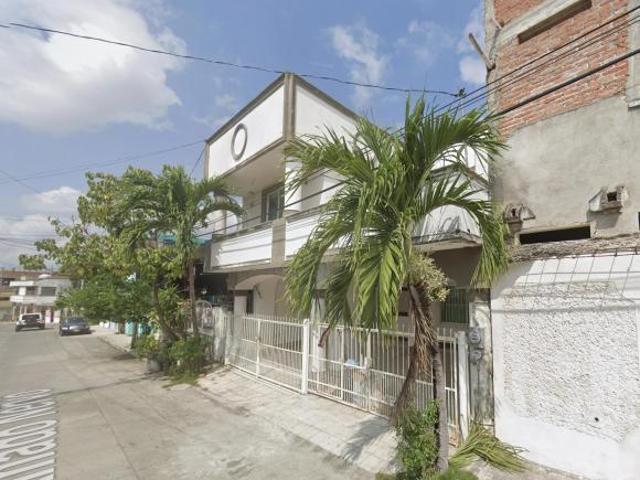 BONITA CASA CON BALCON EN VENTA EN PARCELA 14, POZA RICA, VER