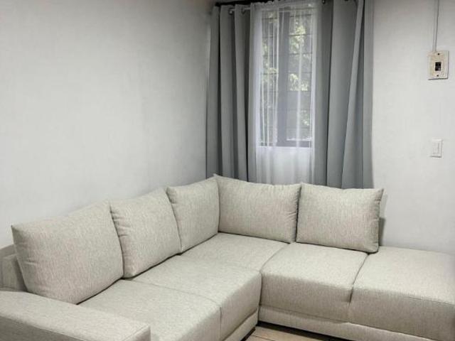 Bonita casa dúplex remodelada en venta por el Zoológico de Guadalajara