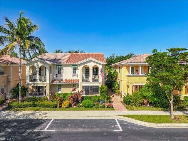 Townhouse for sale in Bonita Springs, Florida