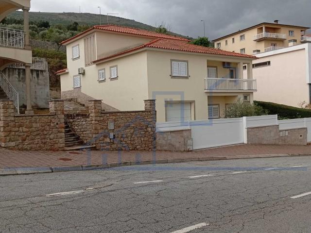 Casa venda em Torre De Moncorvo, Bragança
