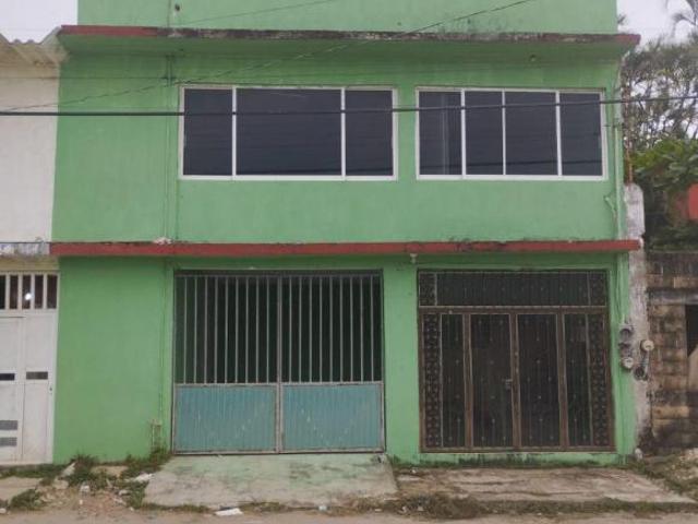 BONITA Y AMPLIA CASA EN COATZACOALCOS