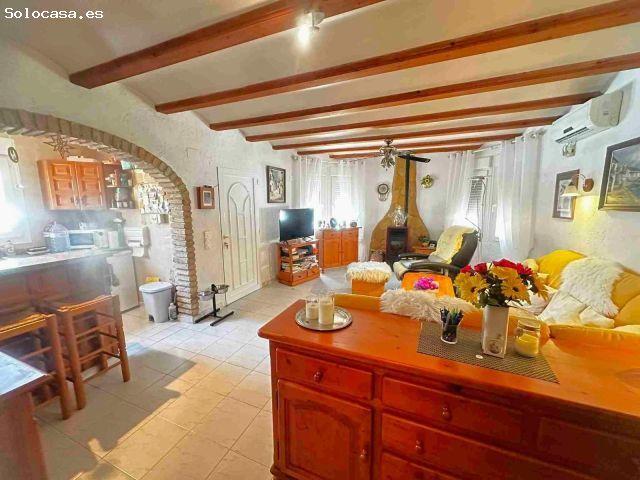 Casa en venta en Barri París-Pedrera / Camp Roig, la Marina Alta
