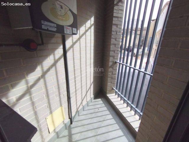 Piso en alquiler en Casco Histórico, Zaragoza