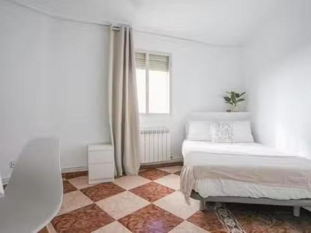 Casa en alquiler en Puente de Vallecas, Madrid