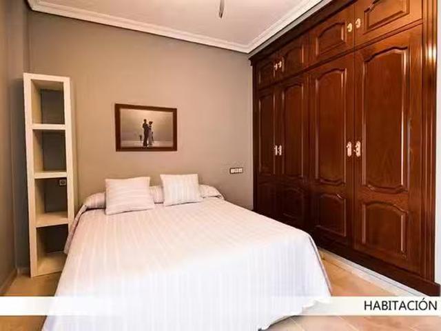 Casa en alquiler en Cerro-Amate, Sevilla