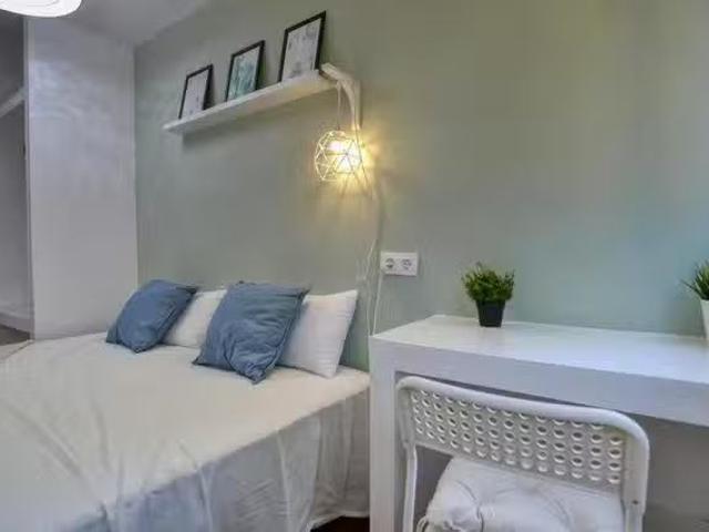 Casa en alquiler en Ciudad Lineal, Madrid