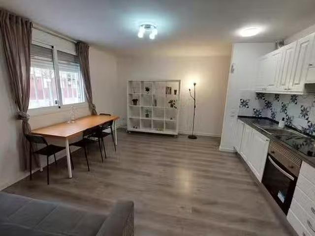 Casa en alquiler en Sant Martí, Barcelonès
