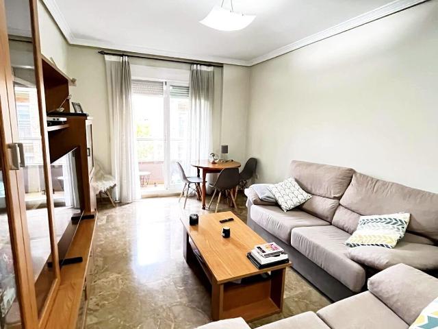 Piso en alquiler en Miralcampo, Albacete