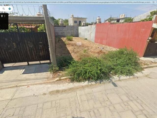 Bonito Terreno plano de 166 m² en venta en 2a Sección