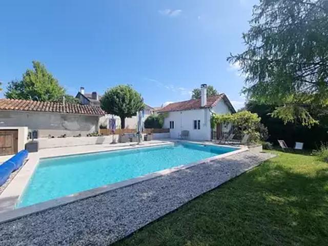 Maison vente à Angoulême, Nouvelle-Aquitaine
