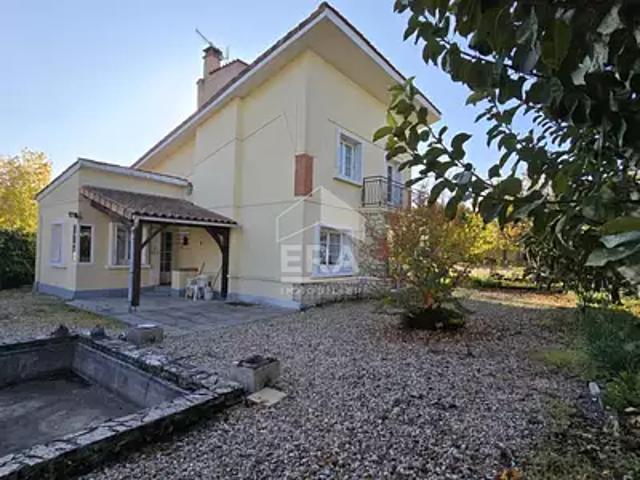 Maison vente à Angoulême, Aubeterre-sur-dronne