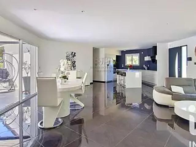 Maison vente à Bordeaux, Bonnetan