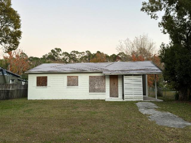 House for sale in University, Florida