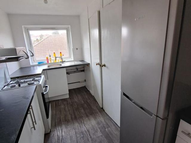 Apartment for rent in Farley Hill, Spring Park