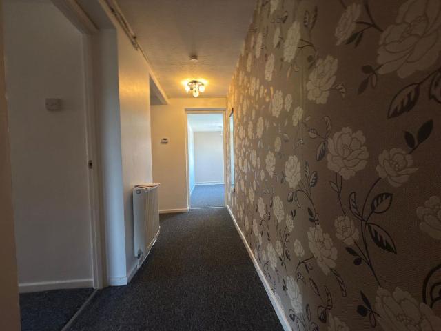 Apartment for rent in Farley Hill, Spring Park