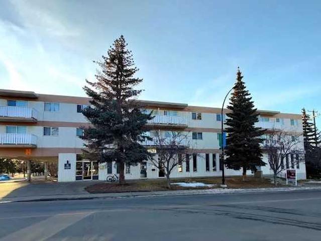 Apartment for rent in Wedgewood, Alberta