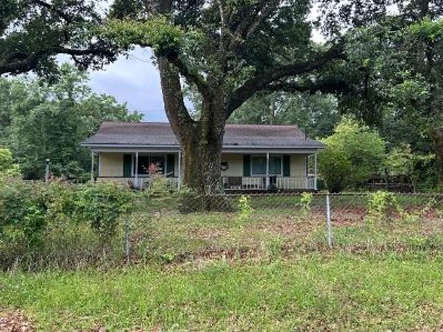 House for sale in Grand Bay, Alabama