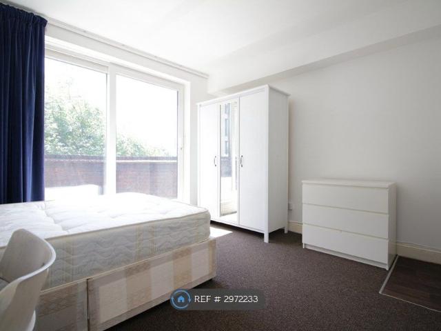 Room for rent in Kentish Town, Greater London