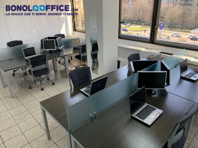 Ufficio in affitto a Municipio 8 di Milano, Milano