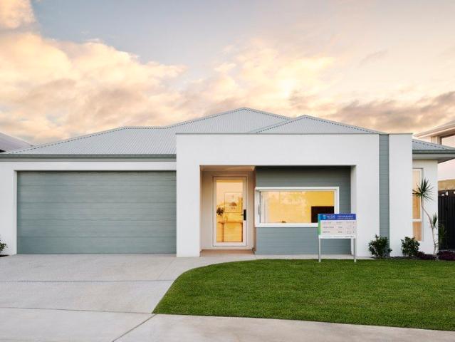 Cottage for sale in Parklands, Western Australia