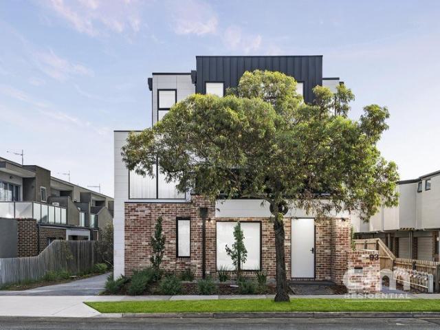 Townhouse for sale in Camerons Creek, Victoria